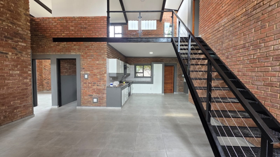 To Let 3 Bedroom Property for Rent in Flamwood North West